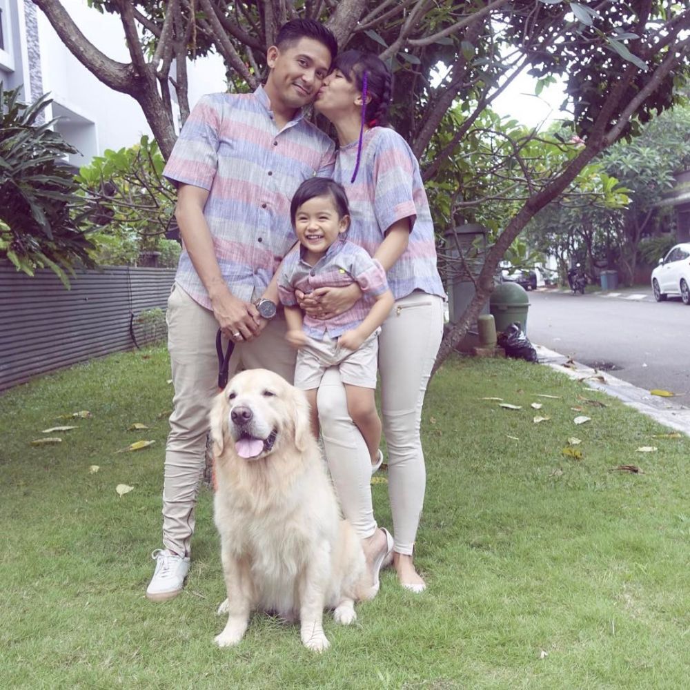 Meski populer, anak 8  seleb ini justru tak punya akun Instagram