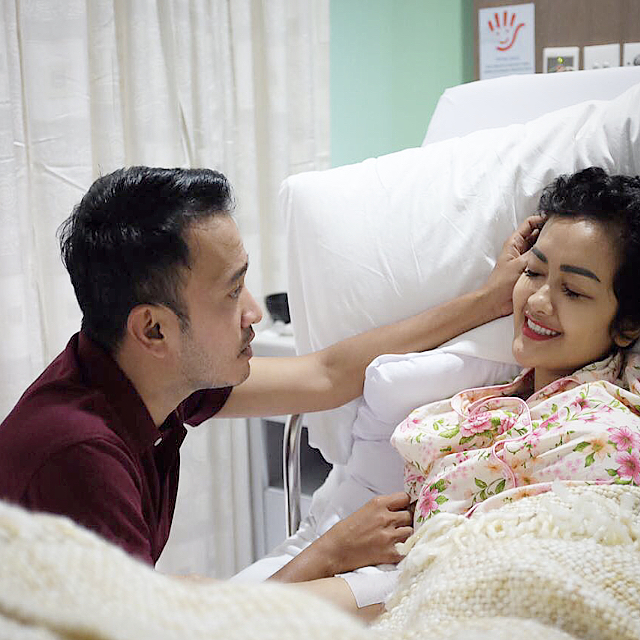 7 Momen bukti kedekatan Ruben Onsu & Julia Perez, sahabat sejati nih