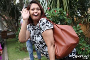 Perceraiannya dengan Ferry dituding settingan, Elly Sugigi ngamuk