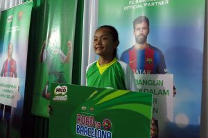 Pesepak bola cilik cewek dari Bekasi ini bakal berlatih di Barcelona