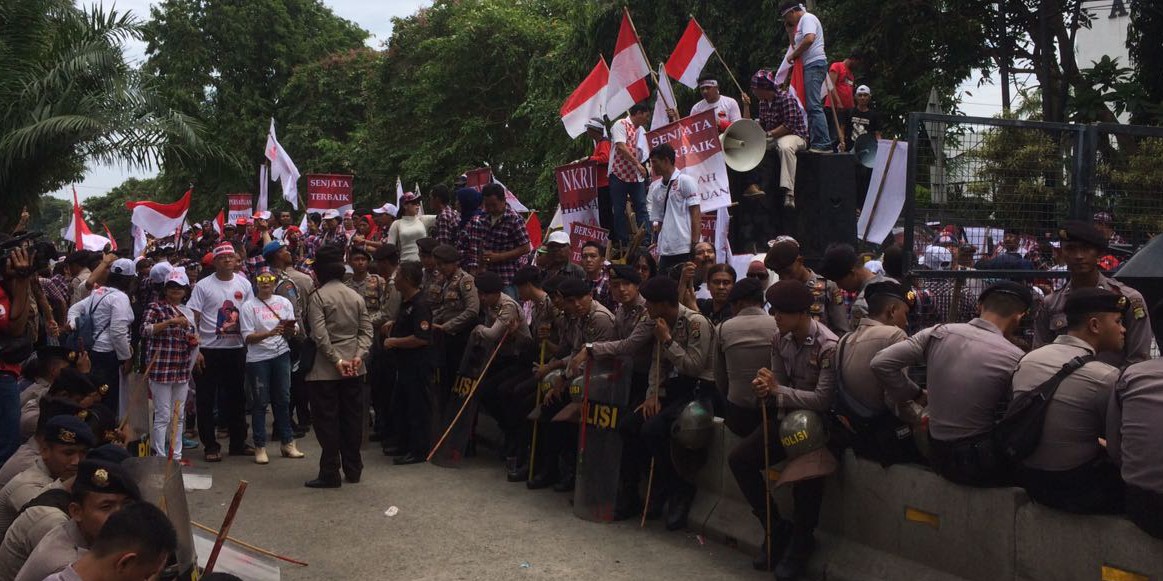 Sebelum sidang pledoi muncul kabar pengerahan massa yang besar