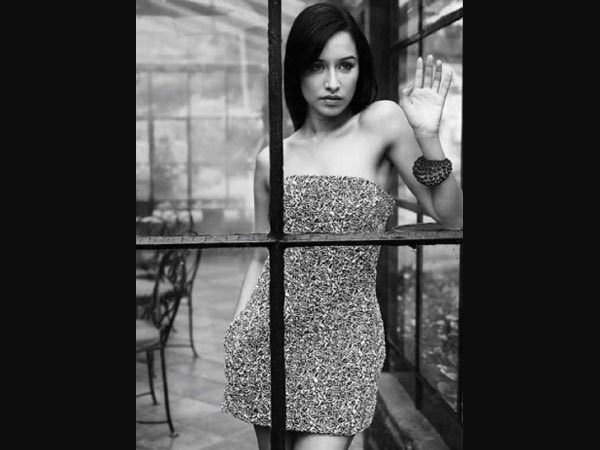 10 Aktris Bollywood yang menentang operasi plastik, cantik alami nih