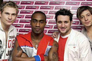 Ini kabar personel boyband Blue, tak diduga hidupnya miris