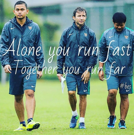 10 Potret Bayu Bes, pria Indonesia yang jadi tangan kanan Luis Milla