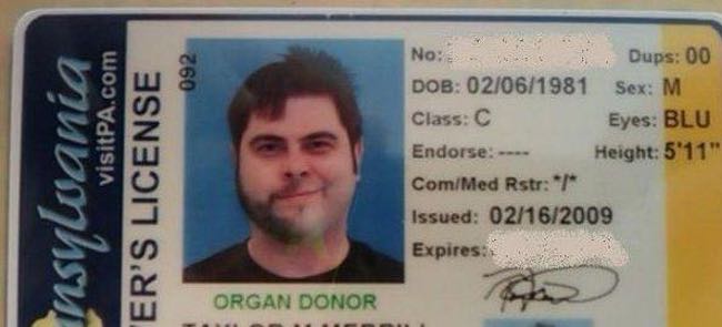 13 Foto SIM paling bikin ngakak, jauh dari kesan formal