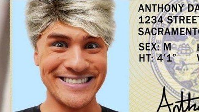 13 Foto SIM paling bikin ngakak, jauh dari kesan formal