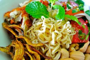 Berapa kali seminggu kamu boleh makan mi instan? Ini penjelasan dokter