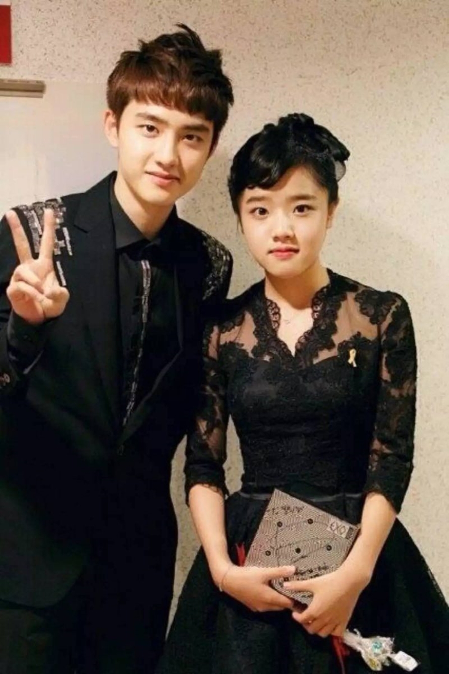 8 Foto ini bukti D.O. 'EXO' cocok jadi abangnya aktris Kim Hyang-gi