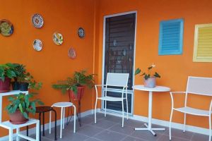 Ini 10 inspirasi teras rumah untuk lahan sempit, tampak makin menarik