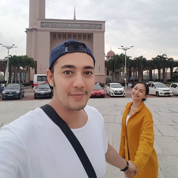 10 Potret romantis Kalina Oktarani dan pacar barunya, udah move on ya?