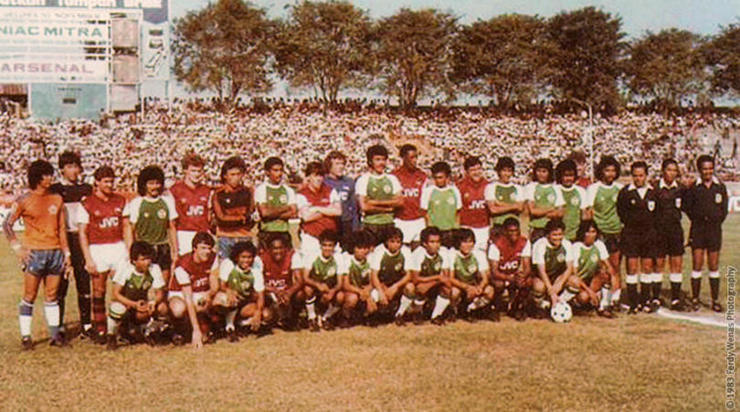 4 Klub sepak bola legendaris Indonesia yang sekarang tinggal nama