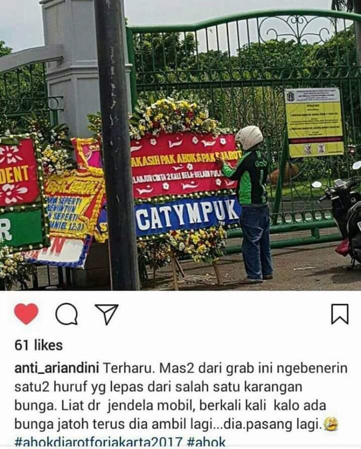 Aksi mas driver Grab ini bikin haru, beda sama aksi buruh kemarin