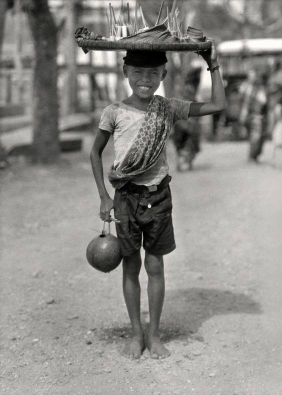 10 Potret lawas pedagang Indonesia, bukti nenek moyang jago berniaga