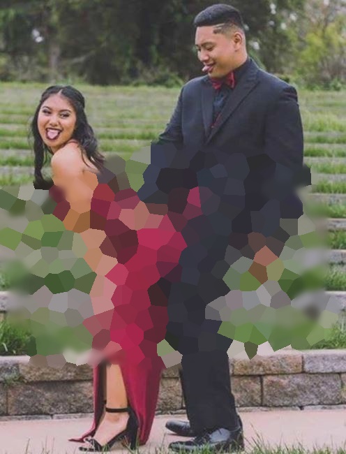 Foto pre-wedding pasangan ini seronok banget, tuai banyak kritik pedas