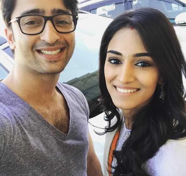 Main drama bareng, begini kedekatan Erica Fernandez & Shaheer Sheikh