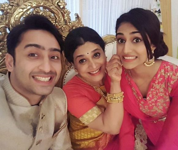 Main drama bareng, begini kedekatan Erica Fernandez & Shaheer Sheikh