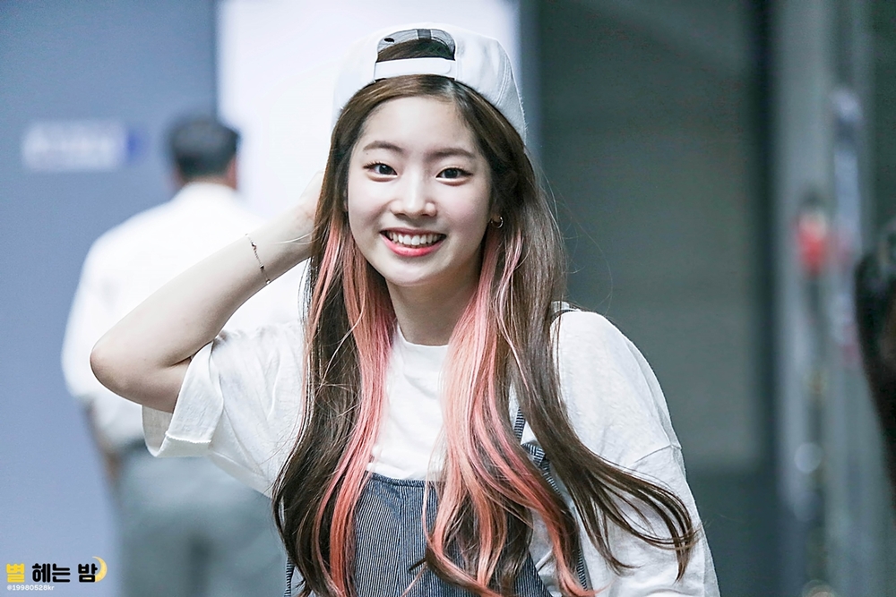 10 Member girlband K-Pop usia belasan, bukti mereka cantik dari lahir
