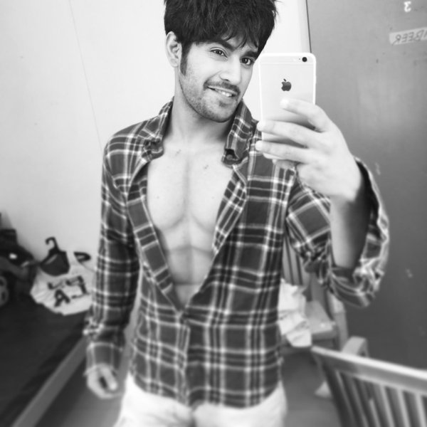 Intip yuk foto Pearl V Puri, si ganteng perankan Arjun di Nagarjuna