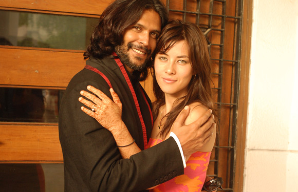 10 Seleb Bollywood ini pernah terpikat pesona bule, langgeng nggak ya?