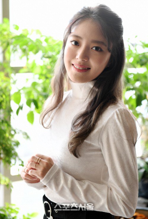 Lee Se-young, aktris cantik Korea Selatan yang mirip Natasha Wilona