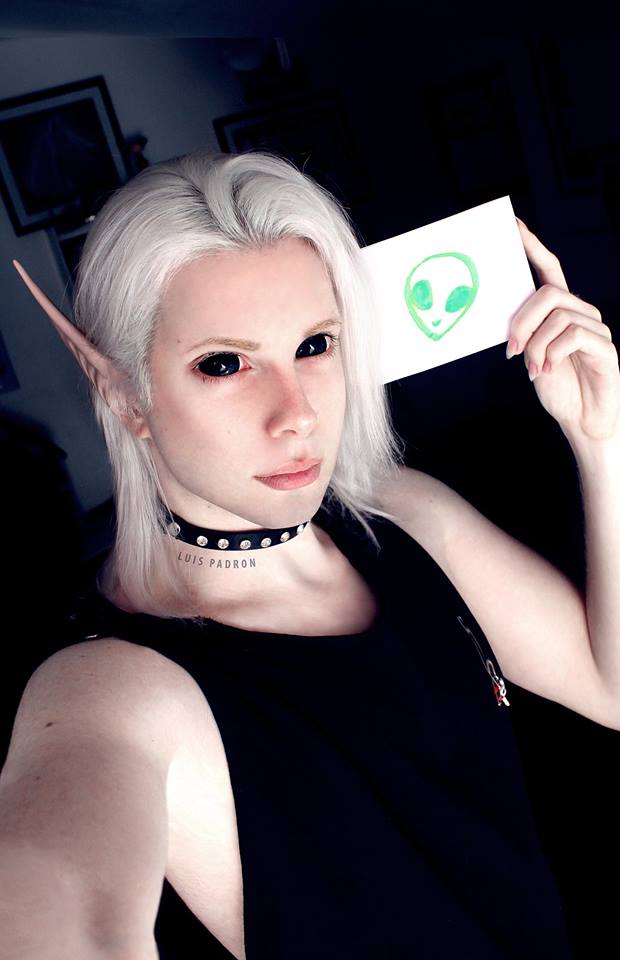 Cowok ini nekat operasi plastik demi jadi peri, hasilnya ekstrem 