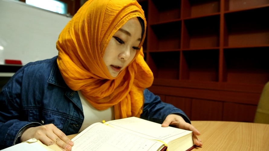 Kenalan dengan Song Bora, gadis mualaf Korea yang ngehits di Instagram