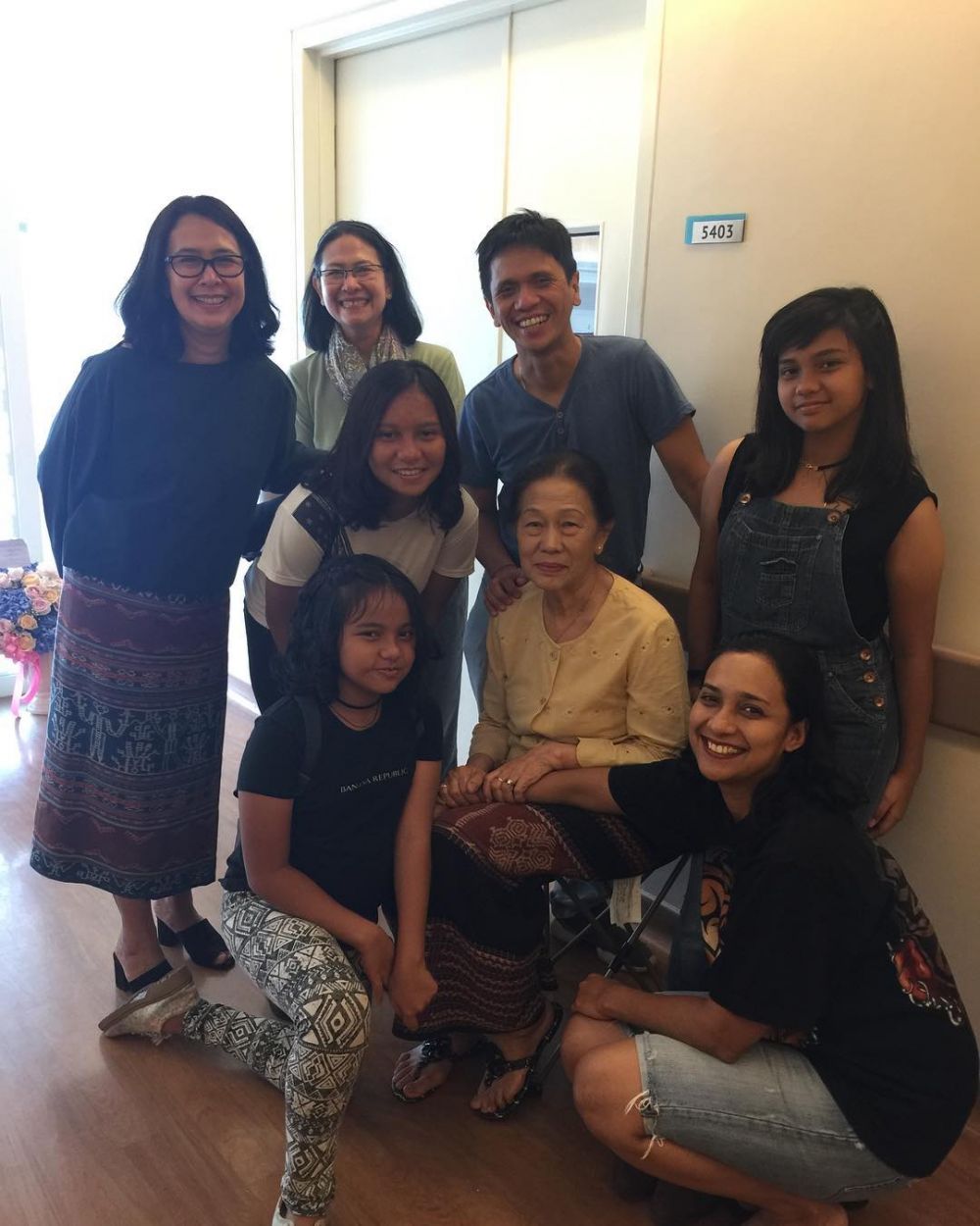 12 Potret kekompakan Haque bersaudara dengan keluarga