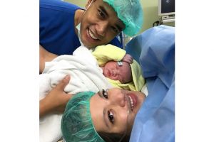 Nia Ramadhani melahirkan anak ke-3 berjenis kelamin laki-laki, selamat