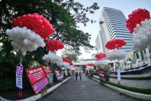5 Aksi simpatik pendukung Ahok, dari flashmob sampai paduan suara