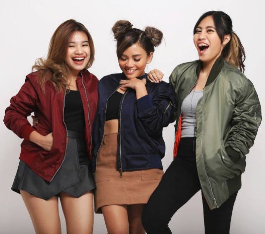 Rachel Goddard, beauty vlogger kocak yang hobi bikin meme