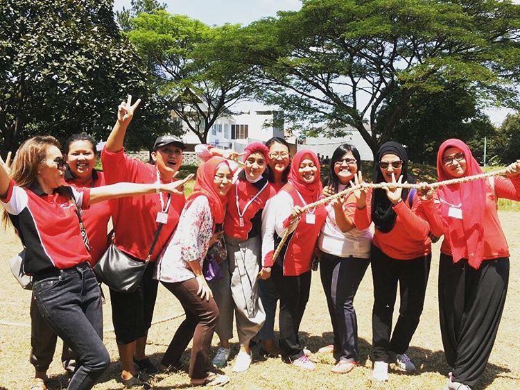 10 Potret Penty Afiani, ibu rumah tangga yang 'pensiun' main sinetron