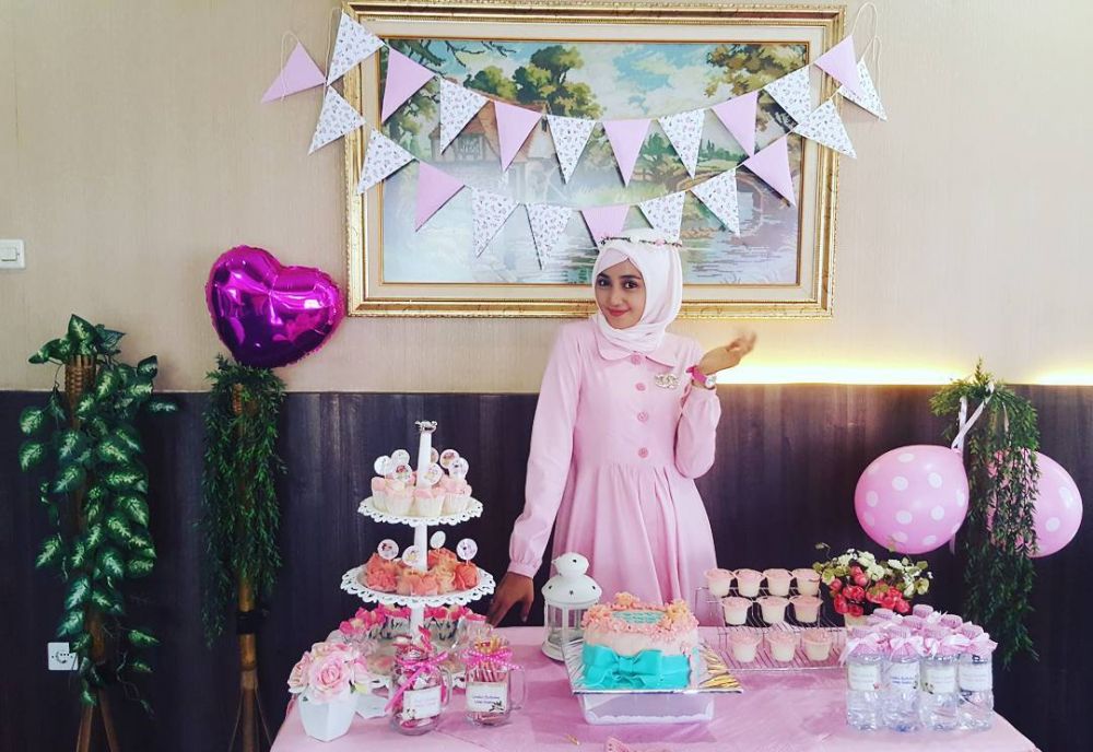 10 Potret Penty Afiani, ibu rumah tangga yang 'pensiun' main sinetron