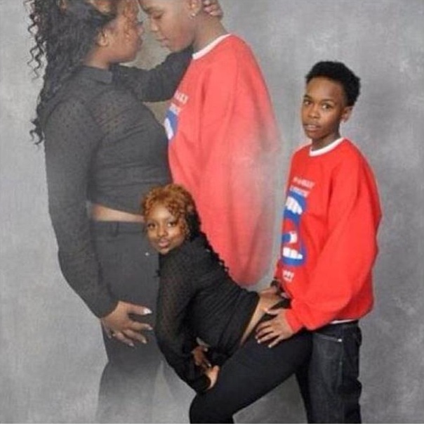 Pose orang di 12 foto ini bikin bertanya-tanya, kok gitu sih