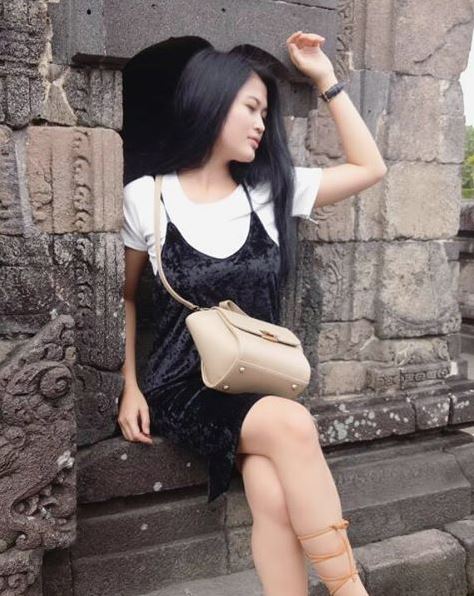 8 Potret liburan seru ala Ovi 'Duo Serigala', bikin rileks pikiran