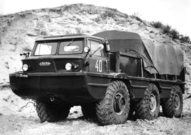 11 Potret kendaraan angkut Uni Soviet era Perang Dingin, sangar abis