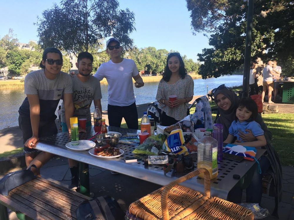 12 Potret kedekatan Nesyana & Sienna Kasyafani, ibu-anak makin kompak