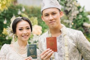 Makeup saat pernikahannya dicibir, ini tanggapan pedas Rinni Wulandari