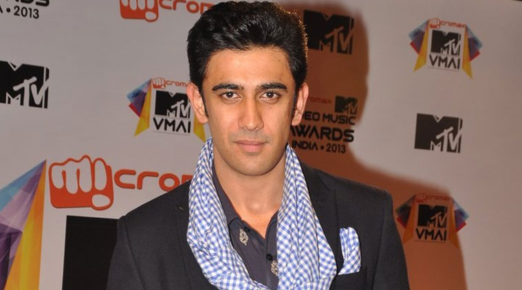 Amit Sadh, si ganteng yang main bareng Amitabh Bachchan di Sarkar 3