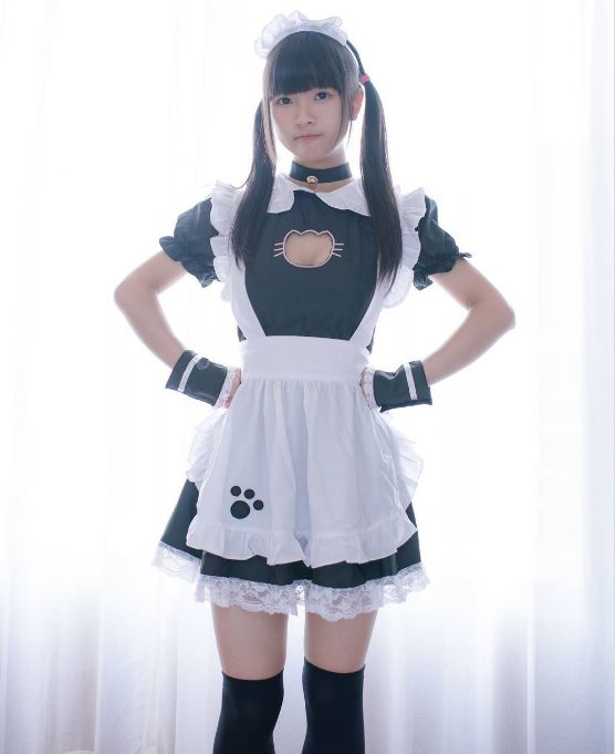 10 Foto seleb cantik Jepang saat pakai baju pembantu, gemas!