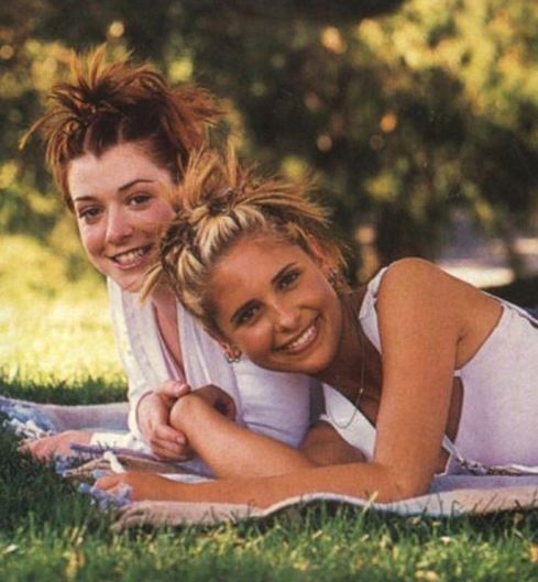 10 Gaya rambut terburuk selebriti, ada yang kayak mi instan