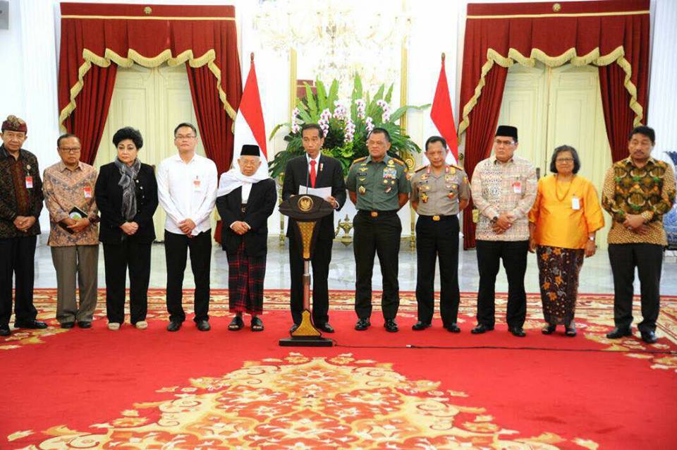 Presiden Jokowi: Jangan saling hujat, menjelekkan, fitnah dan menolak!