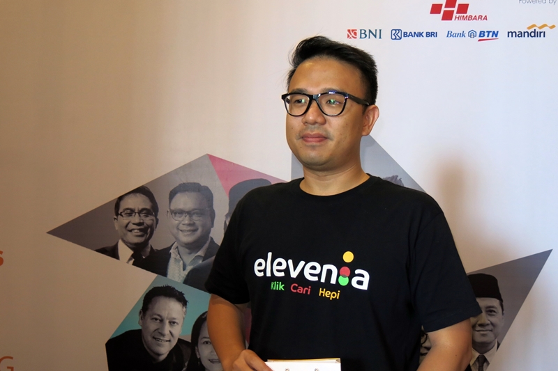 Sekarang ngasih kado nggak perlu repot, lewat SMS bisa lho