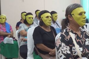 Rumah sakit ini sediakan topeng unik bagi pasien wanita, kenapa ya?