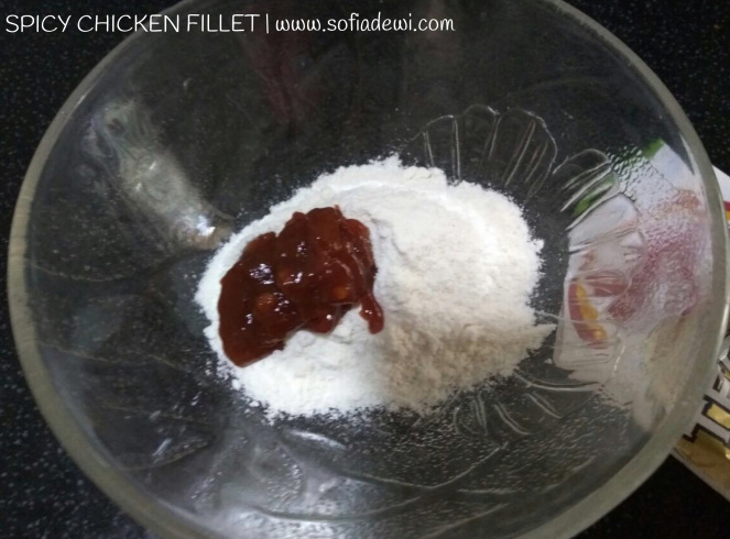 Yuk bikin spicy chicken fillet sendiri, cukup 15 menit saja lho