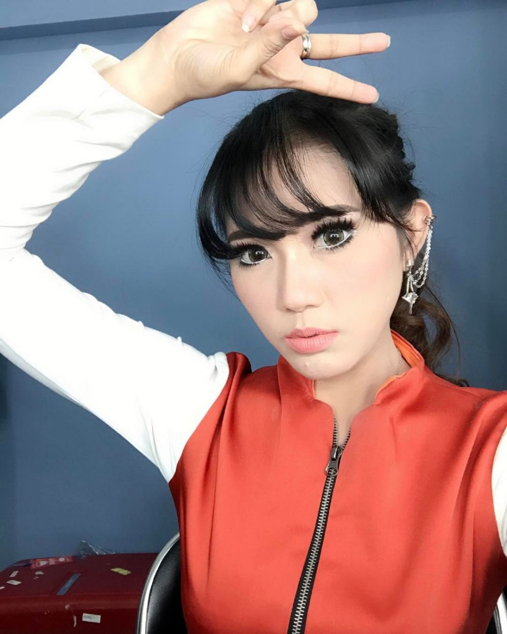 Kalahkan Ayu Ting Ting, ini 7 fakta pedangdut Via Vallen