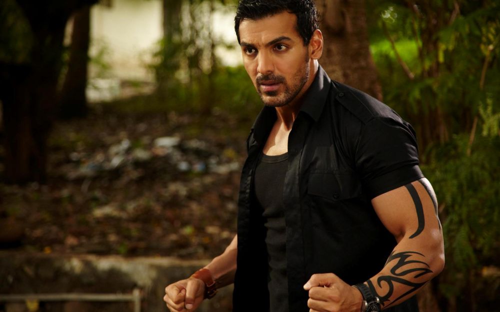 5 Aktor Bollywood ini tak pernah pakai stuntman saat adegan berbahaya