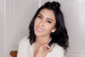 13 Potret momen keseruan pesta lajang Tyas Mirasih, elegan nih