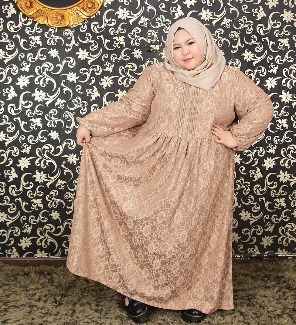 plus size hijab fashion