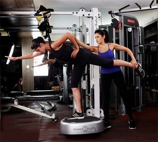 10 Aktris Bollywood ini rupanya hobi nge-gym, pantas saja awet seksi