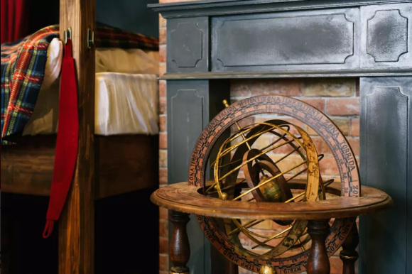 Kamu pasti merasa jadi Harry Potter saat menginap di tempat ini